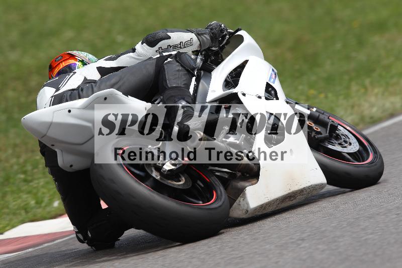 Archiv-2022/36 06.07.2022 Speer Racing ADR/Gruppe rot/backside